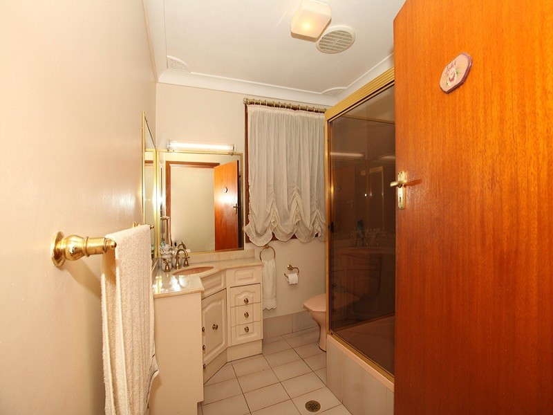 35 Ellesmere Street, Panania NSW 2213