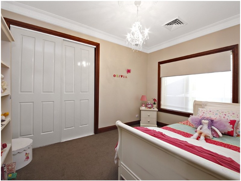 97 Ramsay Road, Picnic Point NSW 2213