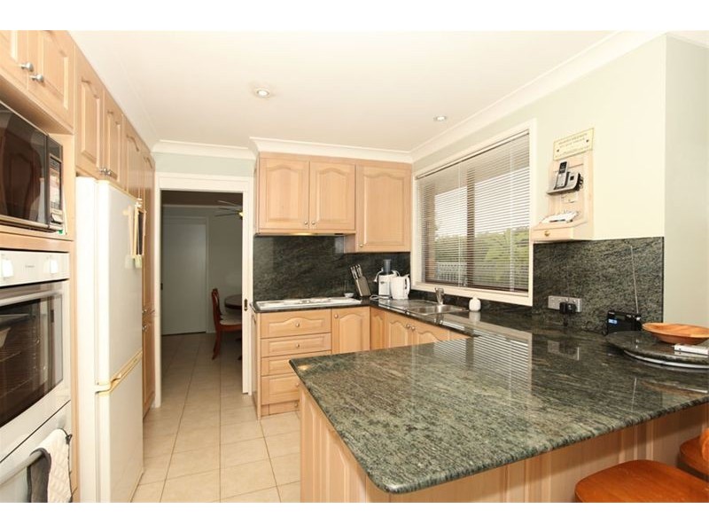 35 Amiens Avenue, Milperra NSW 2214