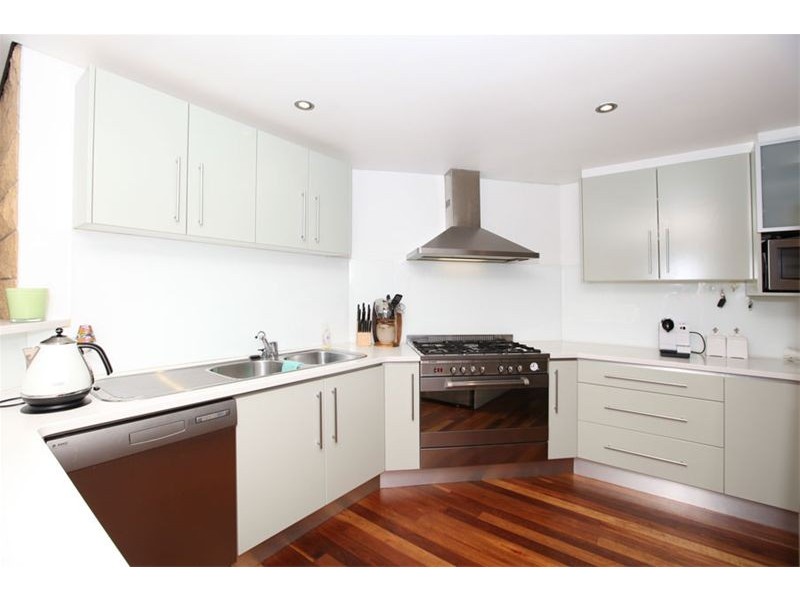 28 Carinya Road, Picnic Point NSW 2213