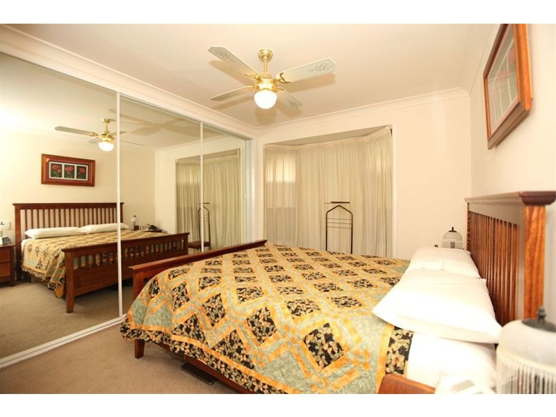 35 Amiens Avenue, Milperra NSW 2214