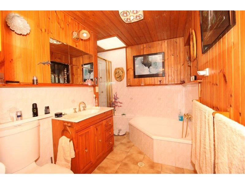 26 Cheatle Street, East Hills NSW 2213