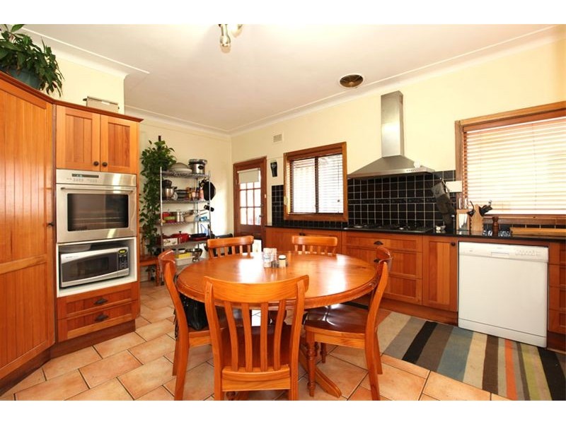 12 Park Road, East Hills NSW 2213