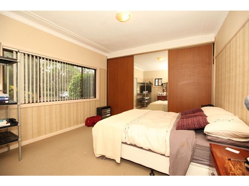 12 Park Road, East Hills NSW 2213