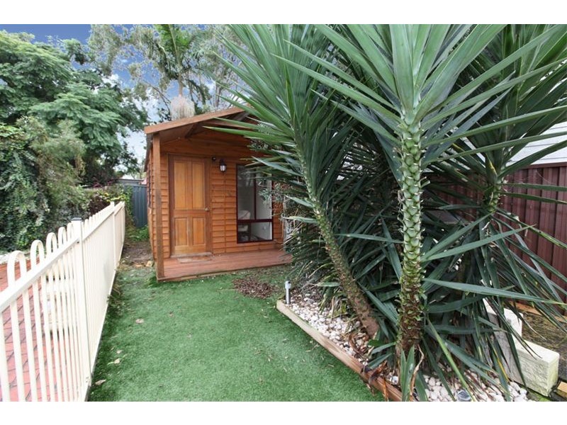 12 Park Road, East Hills NSW 2213