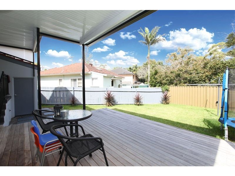 204 Lambeth Street, Picnic Point NSW 2213