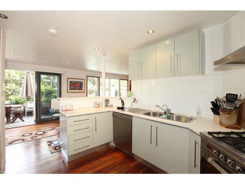 28 Carinya Road, Picnic Point NSW 2213