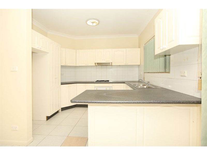 1/18 Gwandalan Road, Padstow NSW 2211