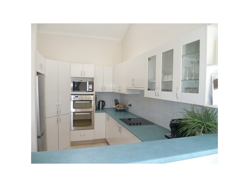 614 Henry Lawson Drive, East Hills NSW 2213