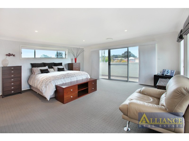 30 Eileen Street, Picnic Point NSW 2213