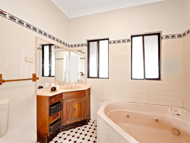 154 Horsley Road, Panania NSW 2213