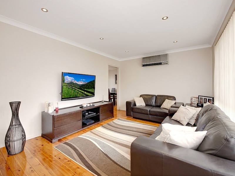 13 Mae Crescent, Panania NSW 2213