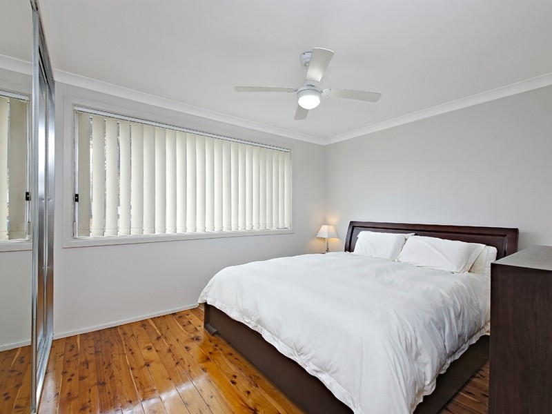 13 Mae Crescent, Panania NSW 2213