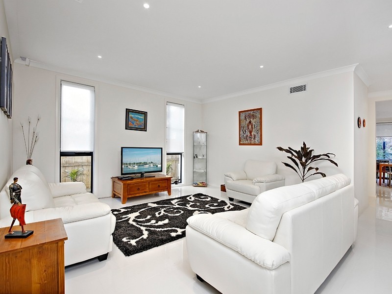 10 Bardo Circuit, Revesby Heights NSW 2212