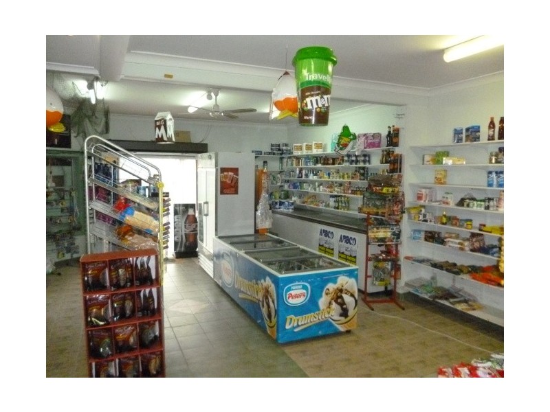 2 Doris Street, Picnic Point NSW 2213