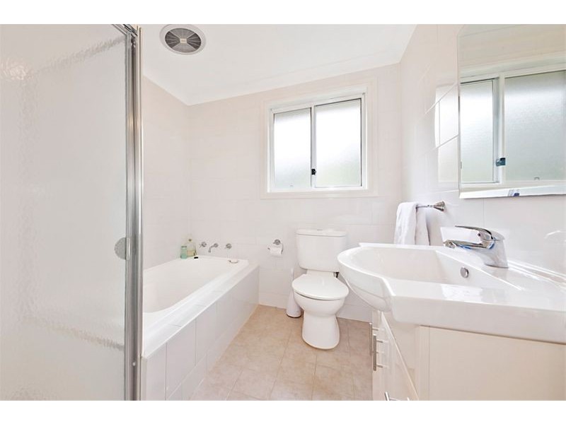 2A Hazelglen Avenue, Panania NSW 2213