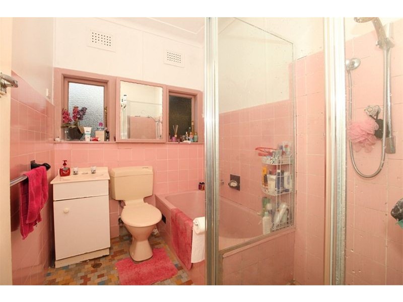 5 Blanc Avenue, East Hills NSW 2213