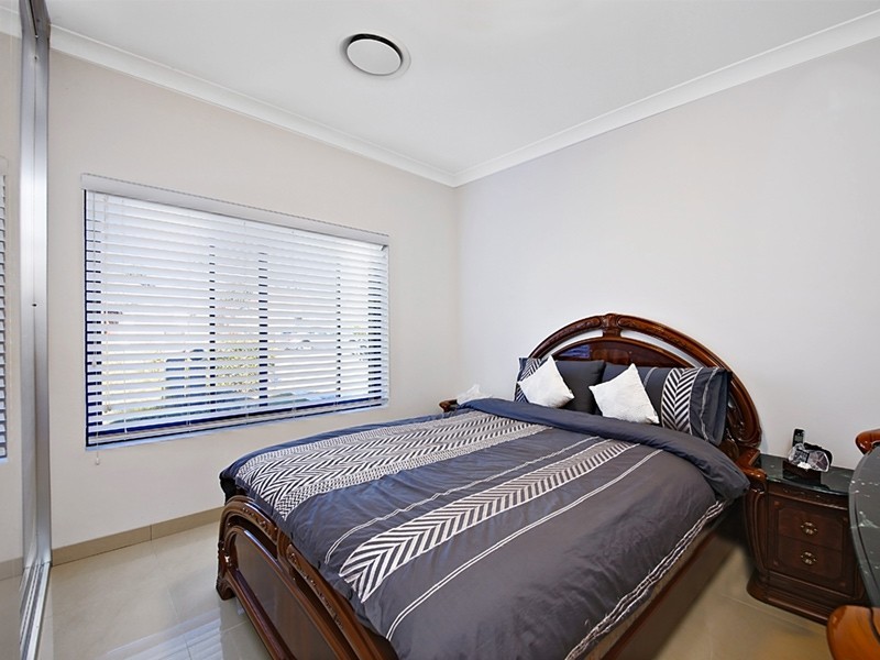 2 Homelea Avenue, Panania NSW 2213
