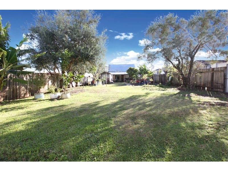 1 Rodgers Avenue, Panania NSW 2213