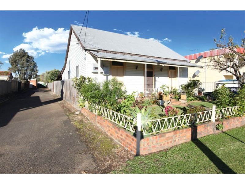 1 Rodgers Avenue, Panania NSW 2213