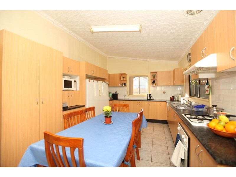 1 Rodgers Avenue, Panania NSW 2213