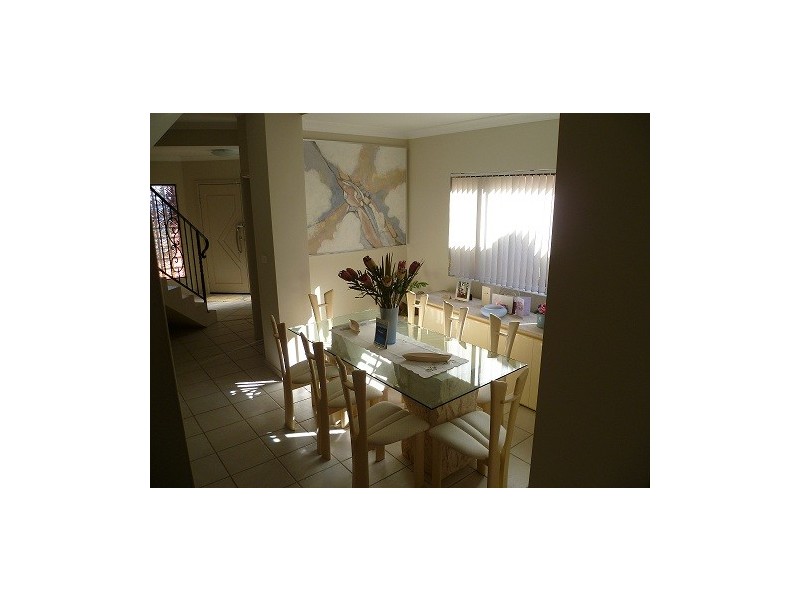 7a Drysdale Avenue, Picnic Point NSW 2213