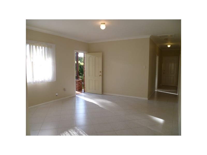 2/15 Panorama Parade, Panania NSW 2213