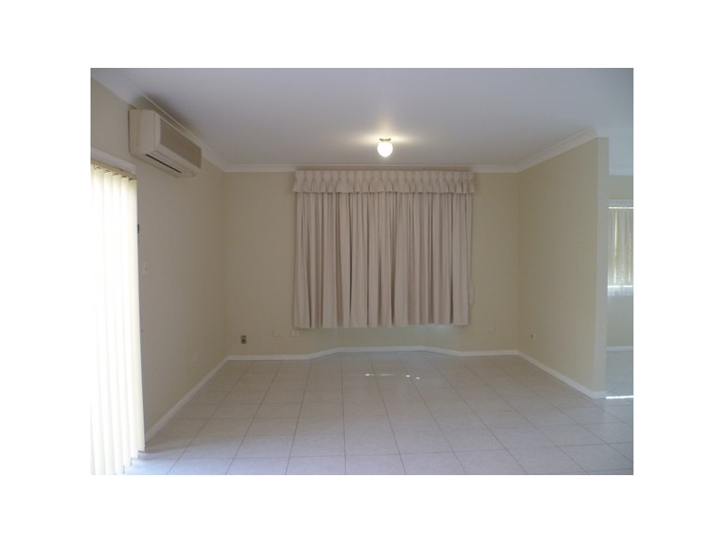 2/15 Panorama Parade, Panania NSW 2213