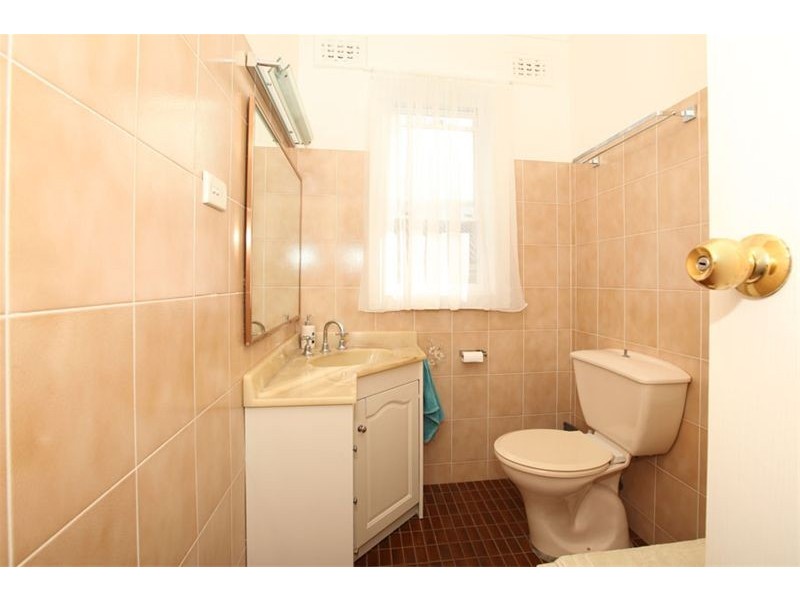 25 Drake Street, Panania NSW 2213