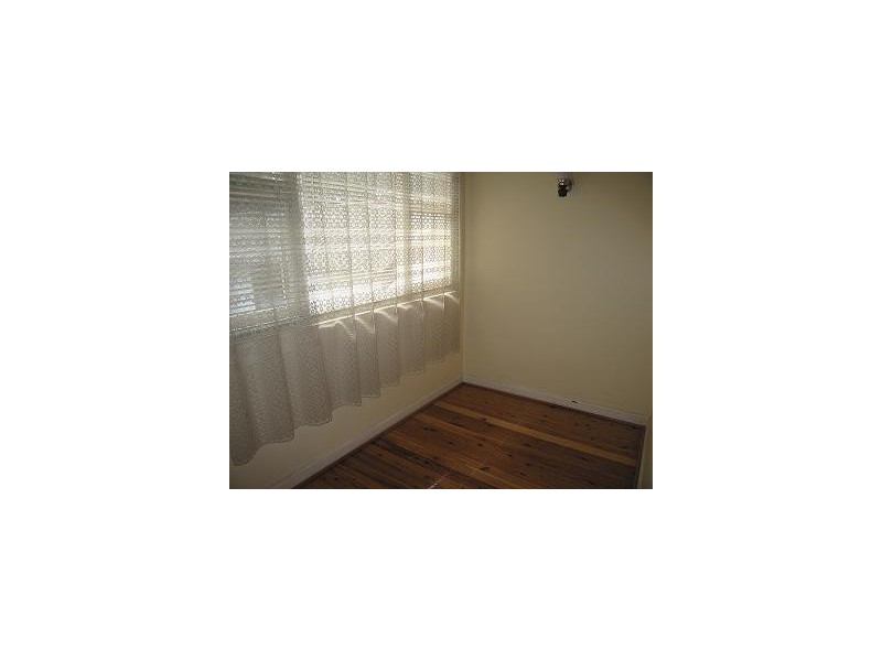 20 Peffer St, Panania NSW 2213