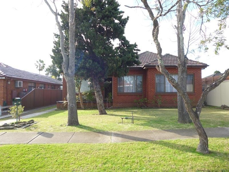 77 Wall Avenue, Panania NSW 2213