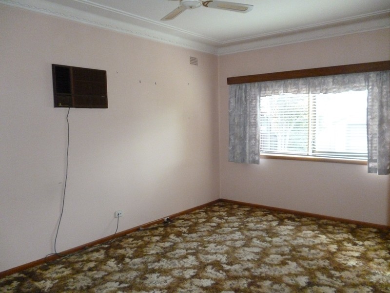 77 Wall Avenue, Panania NSW 2213