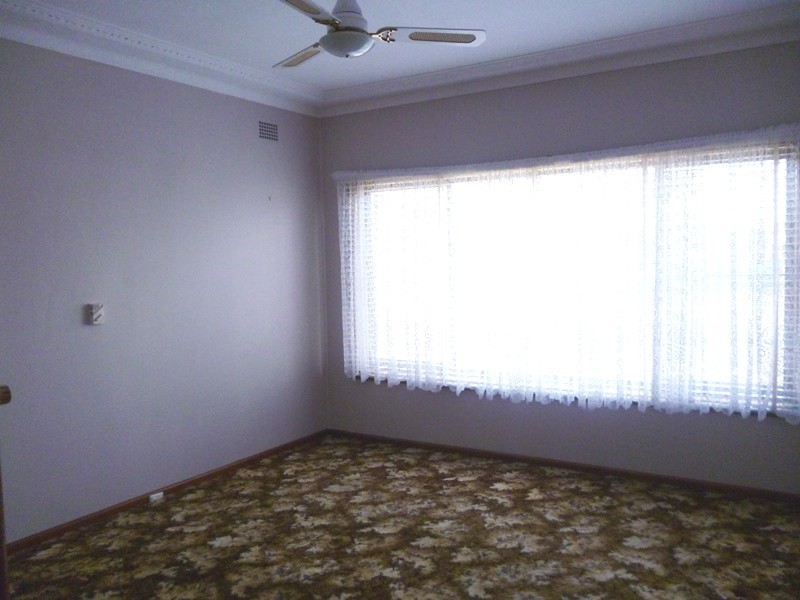 77 Wall Avenue, Panania NSW 2213