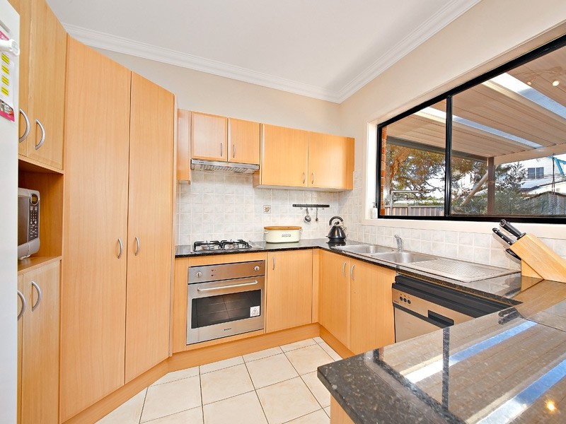 4 Sandra Avenue, Panania NSW 2213