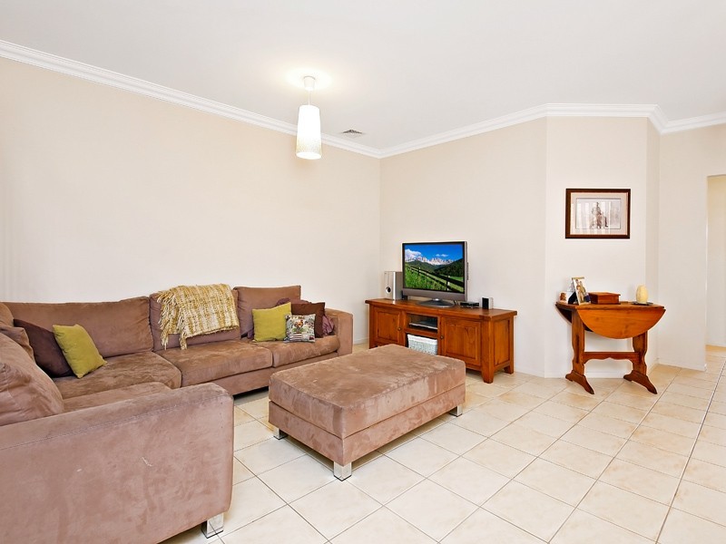 4 Sandra Avenue, Panania NSW 2213