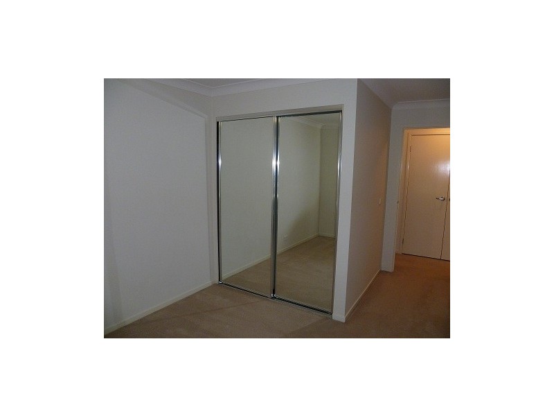 1 / 2 Parkwood  Road, Holsworthy NSW 2173