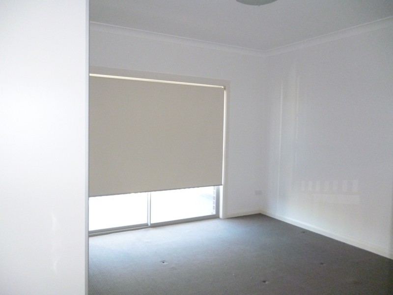 12a Blanc Avenue, East Hills NSW 2213