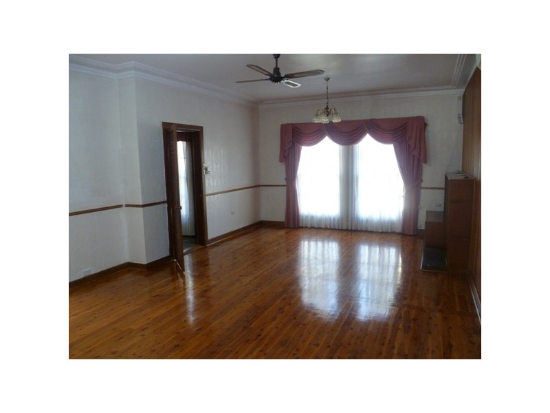 16 Rowland Street, Revesby NSW 2212