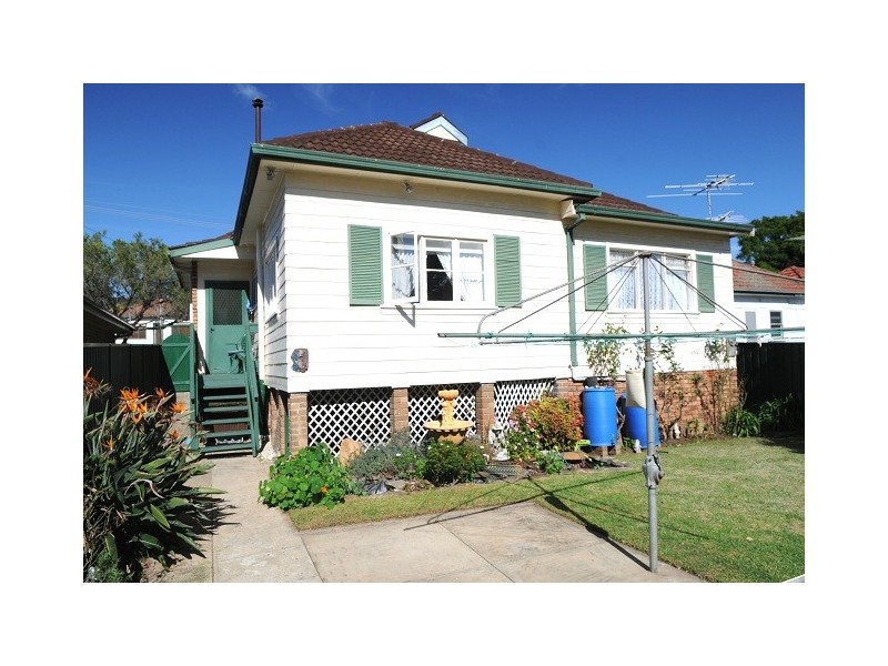 16 Rowland Street, Revesby NSW 2212