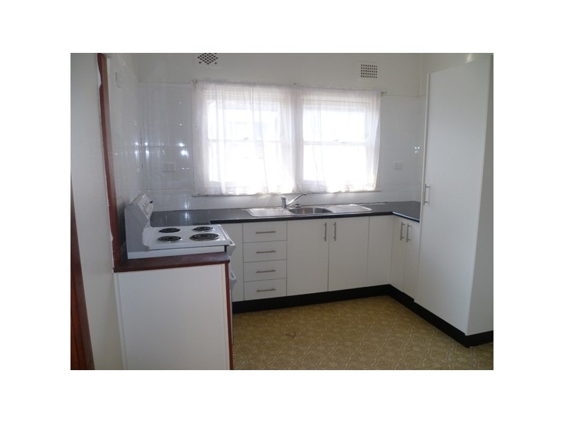 100 Sherwood Street, Revesby NSW 2212