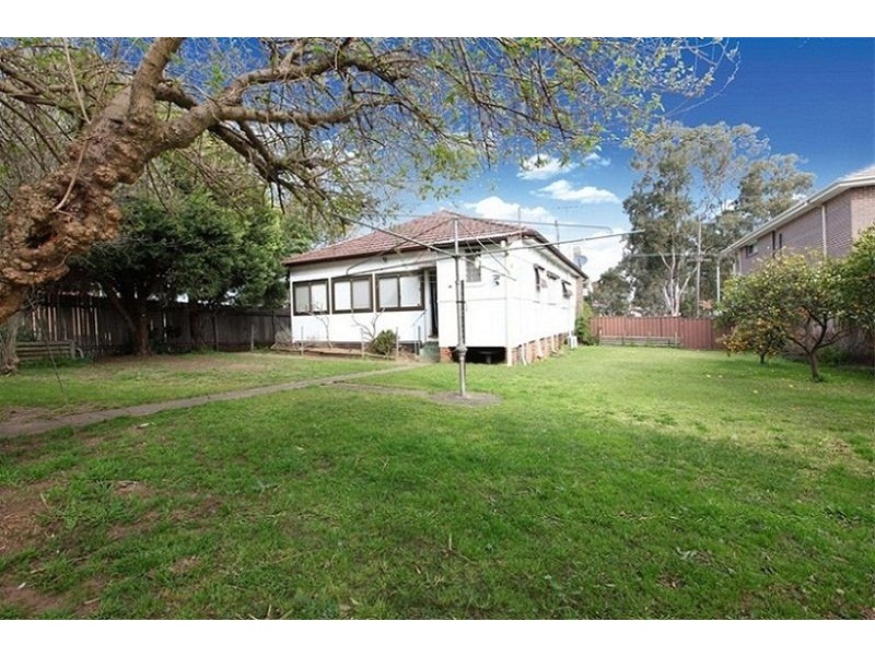 110 Marco Avenue, Panania NSW 2213