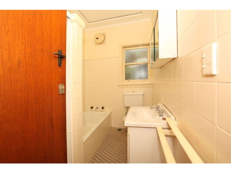 35 Picnic Point Road, Panania NSW 2213