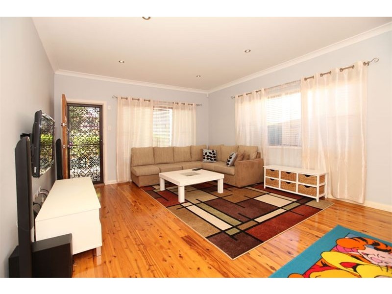 64 Lucas Road, East Hills NSW 2213