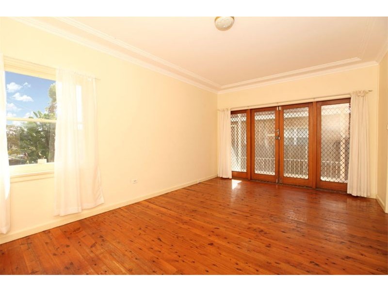 35 Picnic Point Road, Panania NSW 2213