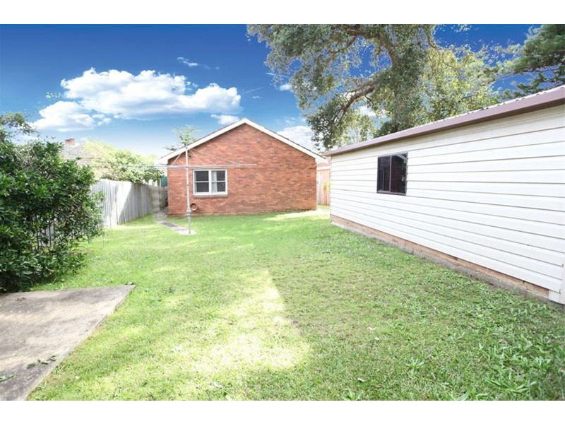 35 Picnic Point Road, Panania NSW 2213