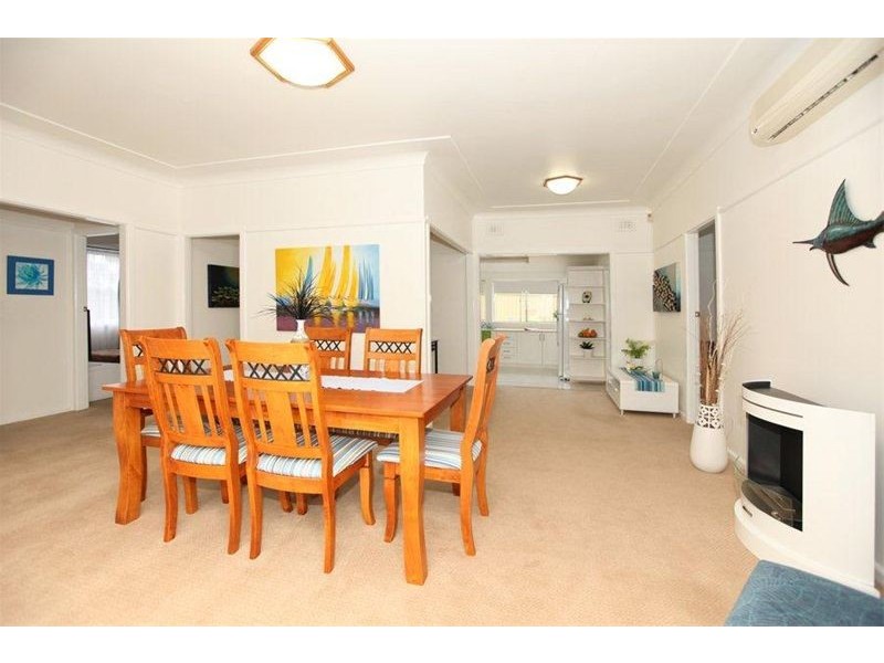 25 Drake Street, Panania NSW 2213