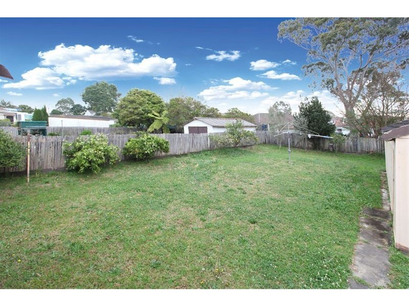 110 Lambeth Street, Panania NSW 2213