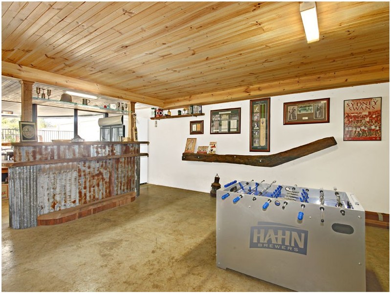 610 Henry Lawson Drive, East Hills NSW 2213