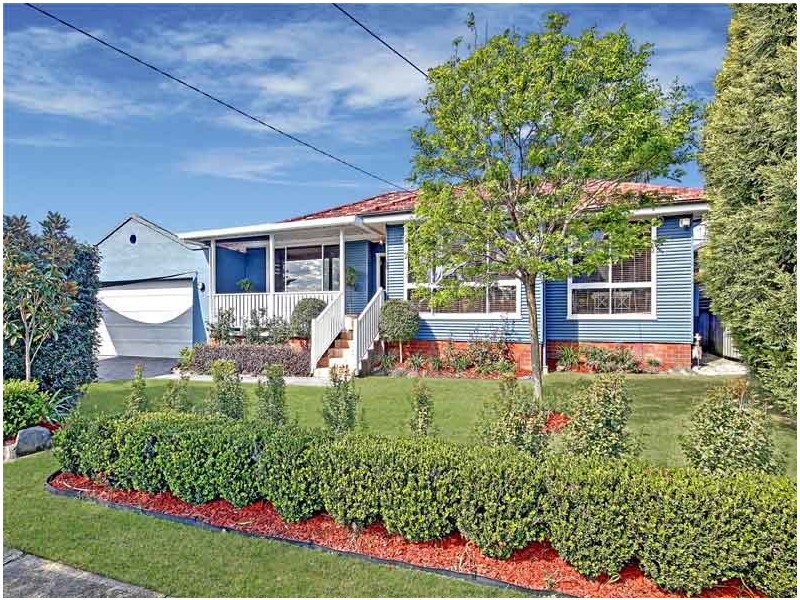 10 Greenway Parade, Revesby NSW 2212