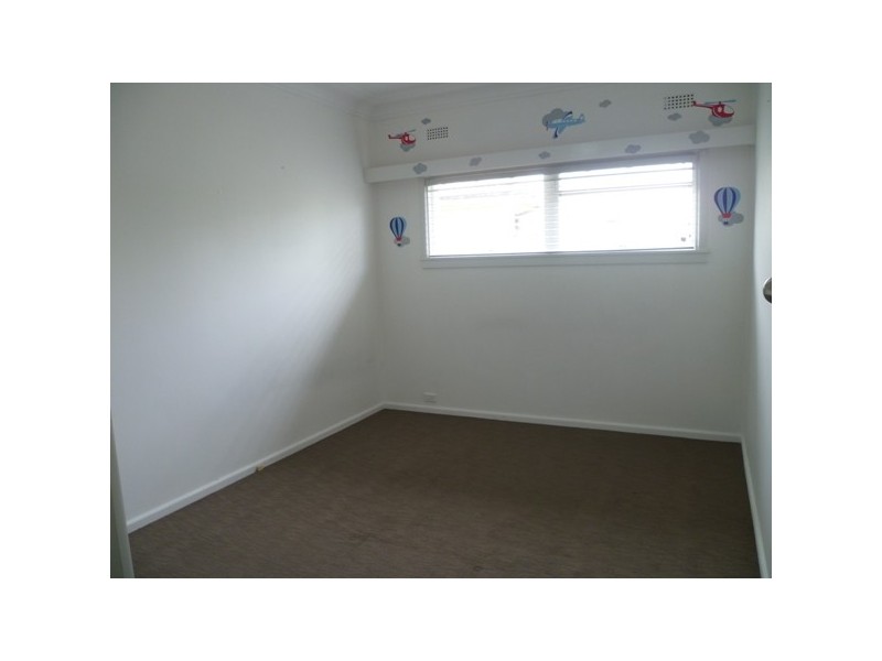 32 Doris Street, Picnic Point NSW 2213